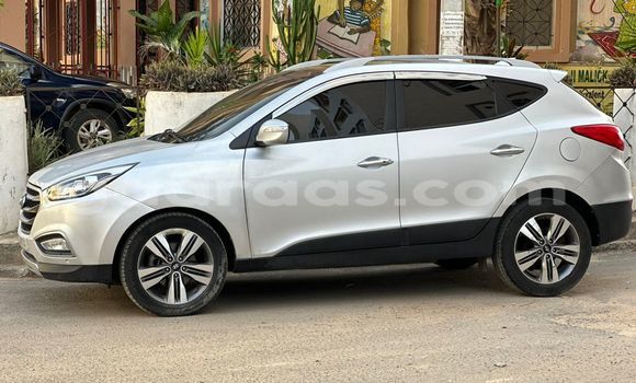 Buy Import Hyundai Tucson Silver Car in Dakar in Dakar Buy Import Hyundai Tucson Silver Car in Dakar in Dakar