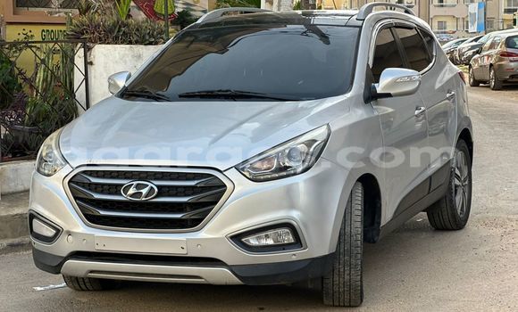 Buy Import Hyundai Tucson Silver Car in Dakar in Dakar Buy Import Hyundai Tucson Silver Car in Dakar in Dakar