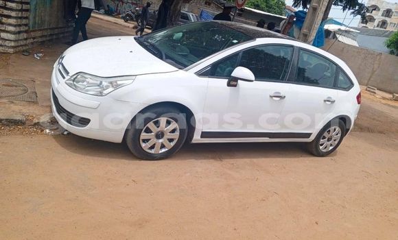 Buy Used Citroen C4 White Car in Dakar in Dakar Buy Used Citroen C4 White Car in Dakar in Dakar