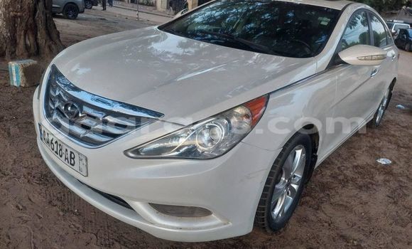 Buy Used Hyundai Sonata White Car in Dakar in Dakar Buy Used Hyundai Sonata White Car in Dakar in Dakar
