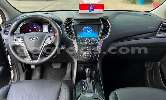 Acheter Import Voiture Hyundai Santa Fe Blanc à Dakar, Dakar Acheter Import Voiture Hyundai Santa Fe Blanc à Dakar, Dakar