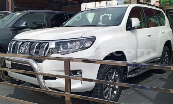 Buy Used Toyota Prado White Car in Dakar in Dakar Buy Used Toyota Prado White Car in Dakar in Dakar