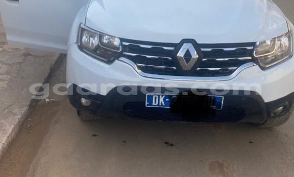 Medium with watermark renault duster thies mbour 12055