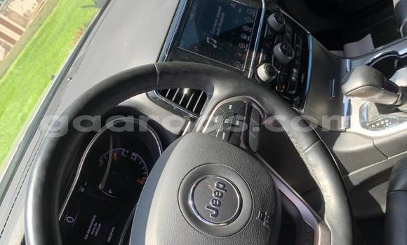 Buy Import Jeep Grand Cherokee Silver Car in Dakar in Dakar Buy Import Jeep Grand Cherokee Silver Car in Dakar in Dakar