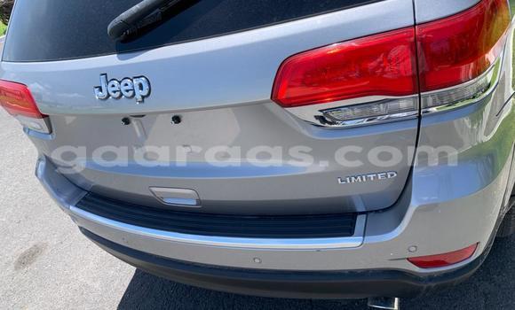 Buy Import Jeep Grand Cherokee Silver Car in Dakar in Dakar Buy Import Jeep Grand Cherokee Silver Car in Dakar in Dakar