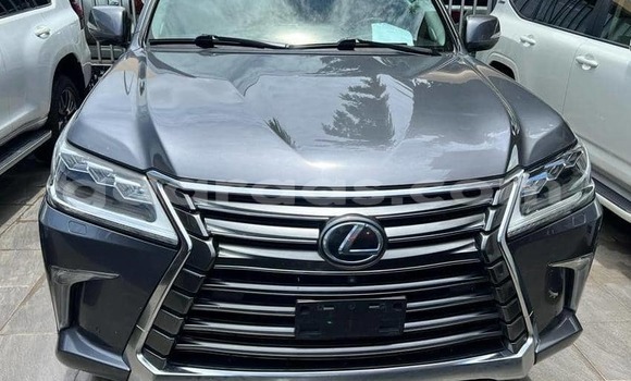 Dieundeu Imported Lexus LX 570 Silver Auto in Dakar in Dakar Dieundeu Imported Lexus LX 570 Silver Auto in Dakar in Dakar