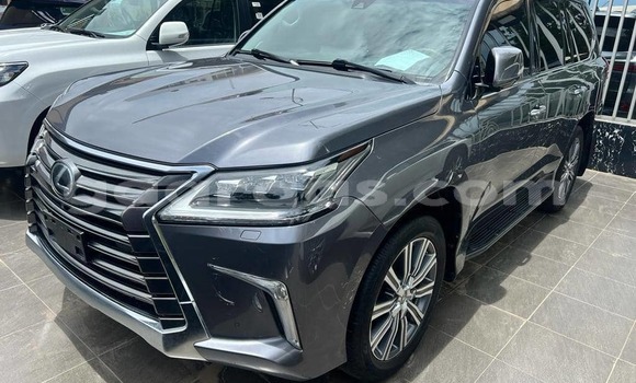 Dieundeu Imported Lexus LX 570 Silver Auto in Dakar in Dakar Dieundeu Imported Lexus LX 570 Silver Auto in Dakar in Dakar