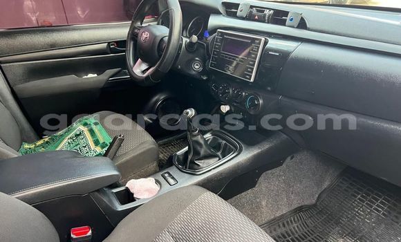 Buy Import Toyota Hilux White Car in Dakar in Dakar Buy Import Toyota Hilux White Car in Dakar in Dakar