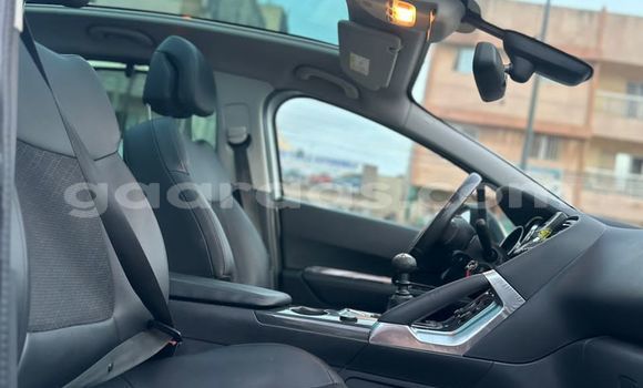 Acheter Import Voiture Peugeot 3008 Gris à Dakar, Dakar Acheter Import Voiture Peugeot 3008 Gris à Dakar, Dakar