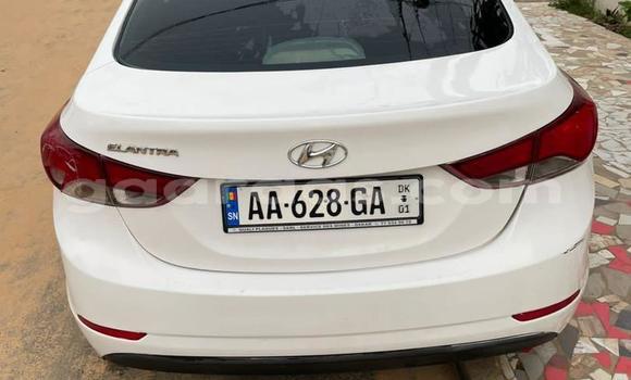 Buy Used Hyundai Elantra White Car in Dakar in Dakar Buy Used Hyundai Elantra White Car in Dakar in Dakar