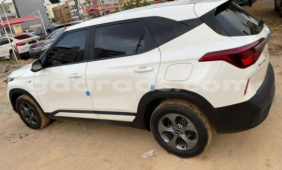 Dieundeu Imported Kia Sephia White Auto in Dakar in Dakar Dieundeu Imported Kia Sephia White Auto in Dakar in Dakar