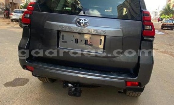 Acheter Import Voiture Toyota Land Cruiser Prado Noir à Dakar, Dakar Acheter Import Voiture Toyota Land Cruiser Prado Noir à Dakar, Dakar