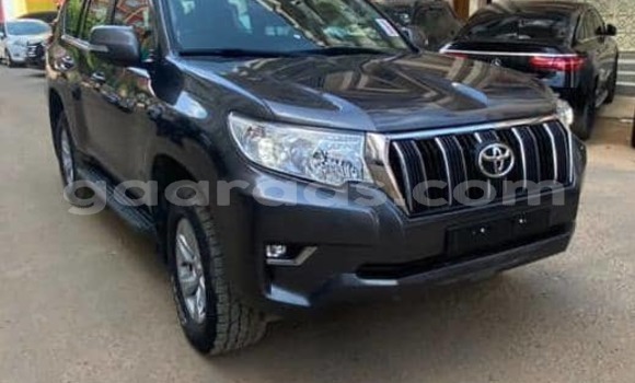 Acheter Import Voiture Toyota Land Cruiser Prado Noir à Dakar, Dakar Acheter Import Voiture Toyota Land Cruiser Prado Noir à Dakar, Dakar