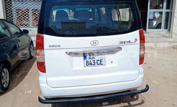 Buy Used Hyundai H1 White Car in Dakar in Dakar Buy Used Hyundai H1 White Car in Dakar in Dakar