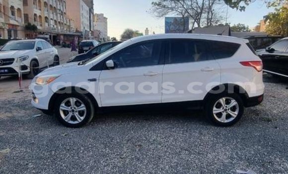 Dieundeu Occasion Ford Escape White Auto in Dakar in Dakar Dieundeu Occasion Ford Escape White Auto in Dakar in Dakar