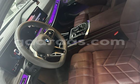 Buy Import BMW 7-Series White Car in Dakar in Dakar Buy Import BMW 7-Series White Car in Dakar in Dakar
