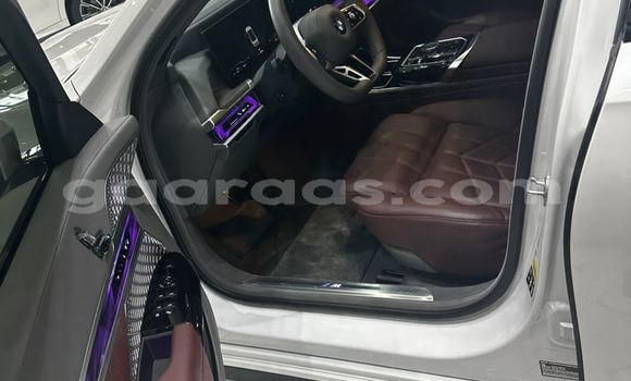 Buy Import BMW 7-Series White Car in Dakar in Dakar Buy Import BMW 7-Series White Car in Dakar in Dakar