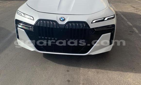Buy Import BMW 7-Series White Car in Dakar in Dakar Buy Import BMW 7-Series White Car in Dakar in Dakar
