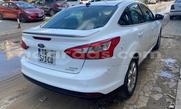 Acheter Occasion Voiture Ford Focus Blanc à Dakar, Dakar Acheter Occasion Voiture Ford Focus Blanc à Dakar, Dakar