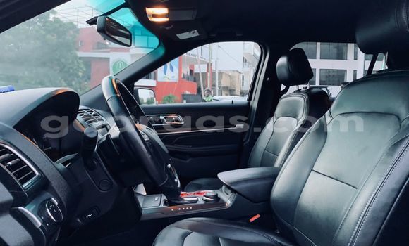 Acheter Import Voiture Ford Explorer Noir à Dakar, Dakar Acheter Import Voiture Ford Explorer Noir à Dakar, Dakar