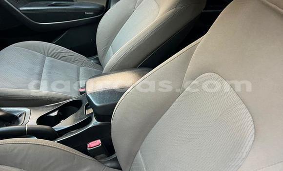 Acheter Occasion Voiture Hyundai Santa Fe Blanc à Bignona, Ziguinchor Acheter Occasion Voiture Hyundai Santa Fe Blanc à Bignona, Ziguinchor