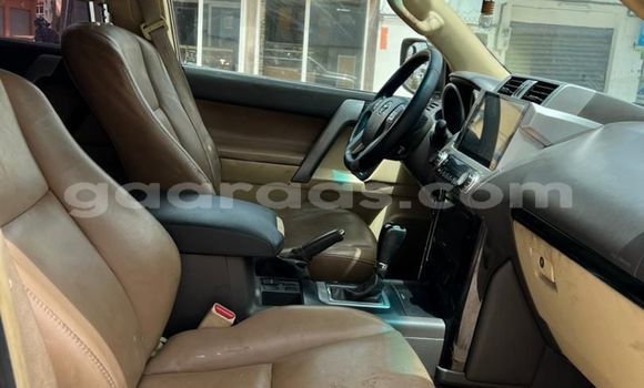 Buy Used Toyota Prado Silver Car in Dakar in Dakar Buy Used Toyota Prado Silver Car in Dakar in Dakar