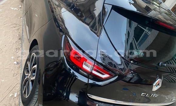 Acheter Import Voiture Renault Clio Noir à Dakar, Dakar Acheter Import Voiture Renault Clio Noir à Dakar, Dakar