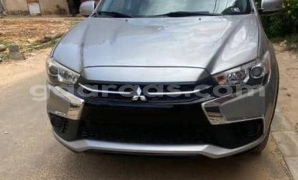 Acheter Import Voiture Mitsubishi Outlander Gris à Dakar, Dakar Acheter Import Voiture Mitsubishi Outlander Gris à Dakar, Dakar