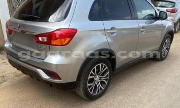 Acheter Import Voiture Mitsubishi Outlander Gris à Dakar, Dakar Acheter Import Voiture Mitsubishi Outlander Gris à Dakar, Dakar