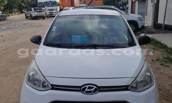 Acheter Occasion Voiture Hyundai i10 Blanc à Dakar, Dakar Acheter Occasion Voiture Hyundai i10 Blanc à Dakar, Dakar