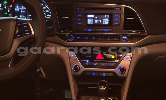 Acheter Import Voiture Hyundai Elantra Blanc à Dakar, Dakar Acheter Import Voiture Hyundai Elantra Blanc à Dakar, Dakar