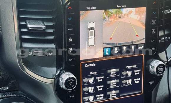 Acheter Import Voiture Dodge RAM Noir à Dakar, Dakar Acheter Import Voiture Dodge RAM Noir à Dakar, Dakar