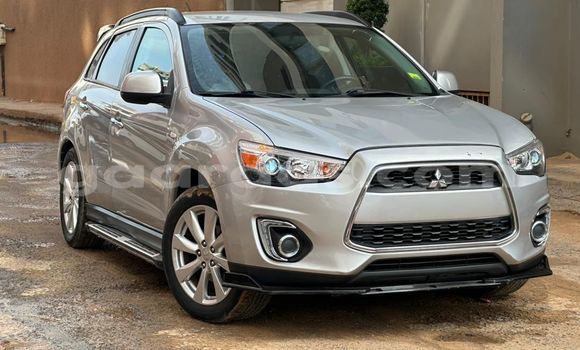 Acheter Import Voiture Mitsubishi Outlander Noir à Dakar, Dakar Acheter Import Voiture Mitsubishi Outlander Noir à Dakar, Dakar