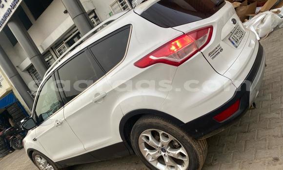 Acheter Occasion Voiture Ford Escape Blanc à Dakar, Dakar Acheter Occasion Voiture Ford Escape Blanc à Dakar, Dakar