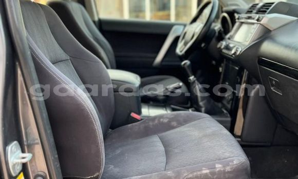 Acheter Occasion Voiture Toyota Land Cruiser Prado Gris à Dakar, Dakar Acheter Occasion Voiture Toyota Land Cruiser Prado Gris à Dakar, Dakar