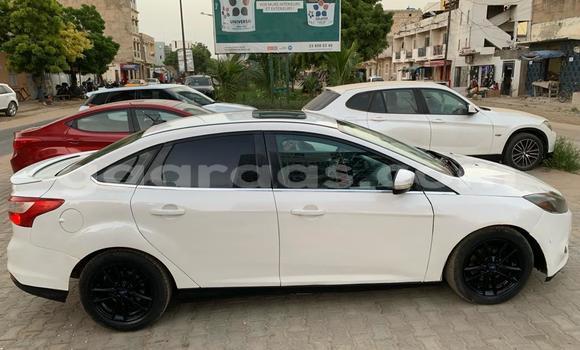 Acheter Occasion Voiture Ford Focus Blanc à Dakar, Dakar Acheter Occasion Voiture Ford Focus Blanc à Dakar, Dakar