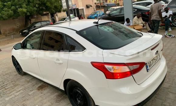 Acheter Occasion Voiture Ford Focus Blanc à Dakar, Dakar Acheter Occasion Voiture Ford Focus Blanc à Dakar, Dakar