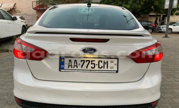 Acheter Occasion Voiture Ford Focus Blanc à Dakar, Dakar Acheter Occasion Voiture Ford Focus Blanc à Dakar, Dakar