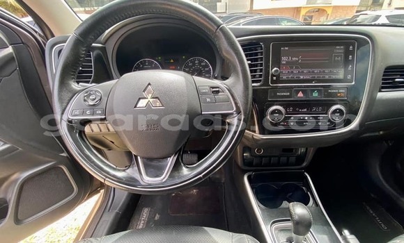 Dieundeu Occasion Mitsubishi Outlander Black Auto in Dakar in Dakar Dieundeu Occasion Mitsubishi Outlander Black Auto in Dakar in Dakar