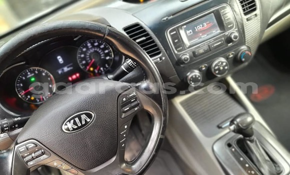 Acheter Occasion Voiture Kia Forte Blanc à Dakar, Dakar Acheter Occasion Voiture Kia Forte Blanc à Dakar, Dakar