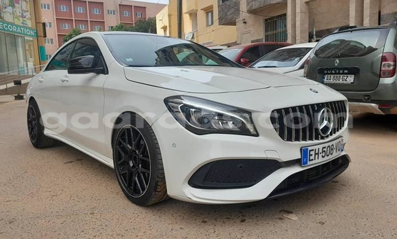 Dieundeu Occasion Mercedes-Benz C-Classe White Auto in Dakar in Dakar Dieundeu Occasion Mercedes-Benz C-Classe White Auto in Dakar in Dakar