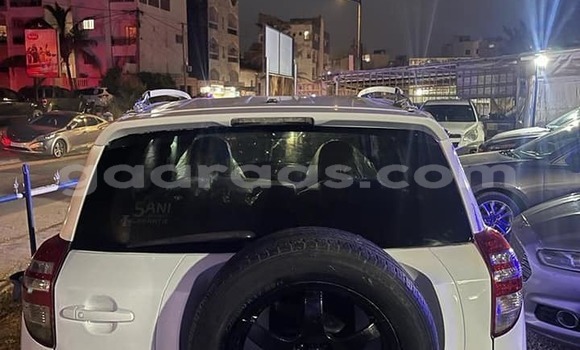 Acheter Occasion Voiture Toyota RAV4 Blanc à Dakar, Dakar Acheter Occasion Voiture Toyota RAV4 Blanc à Dakar, Dakar