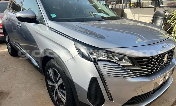 Buy Import Peugeot 5008 Silver Car in Dakar in Dakar Buy Import Peugeot 5008 Silver Car in Dakar in Dakar