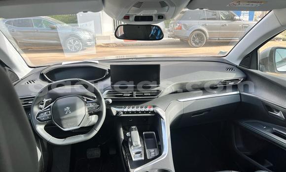 Buy Import Peugeot 5008 Silver Car in Dakar in Dakar Buy Import Peugeot 5008 Silver Car in Dakar in Dakar