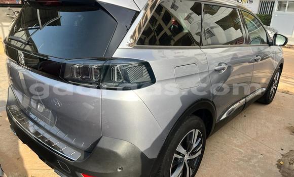 Buy Import Peugeot 5008 Silver Car in Dakar in Dakar Buy Import Peugeot 5008 Silver Car in Dakar in Dakar