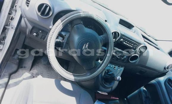 Acheter Occasion Voiture Citroen Berlingo Blanc à Dakar, Dakar Acheter Occasion Voiture Citroen Berlingo Blanc à Dakar, Dakar