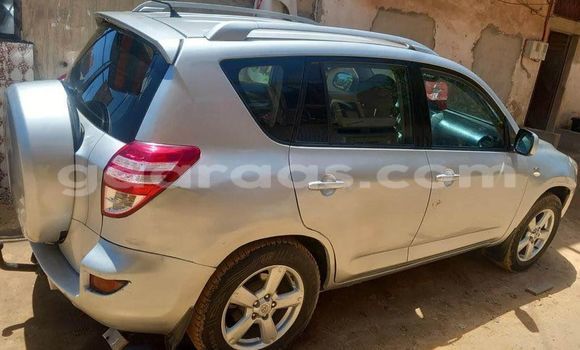 Acheter Occasion Voiture Toyota RAV4 Autre à Dakar, Dakar Acheter Occasion Voiture Toyota RAV4 Autre à Dakar, Dakar