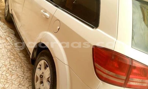 Buy Used Dodge Journey White Car in Dakar in Dakar Buy Used Dodge Journey White Car in Dakar in Dakar
