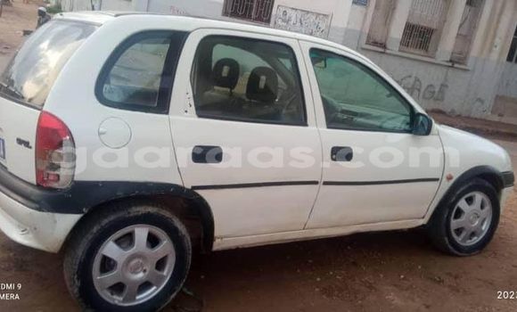 Buy Used Opel Corsa White Car in Dakar in Dakar Buy Used Opel Corsa White Car in Dakar in Dakar