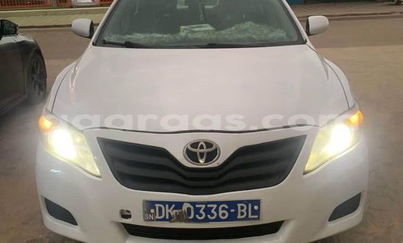 Dieundeu Occasion Toyota Camry White Auto in Dakar in Dakar